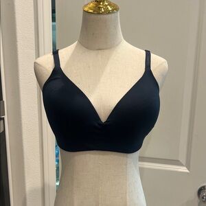 Calvin Klein Women's Navy Seamless Bra